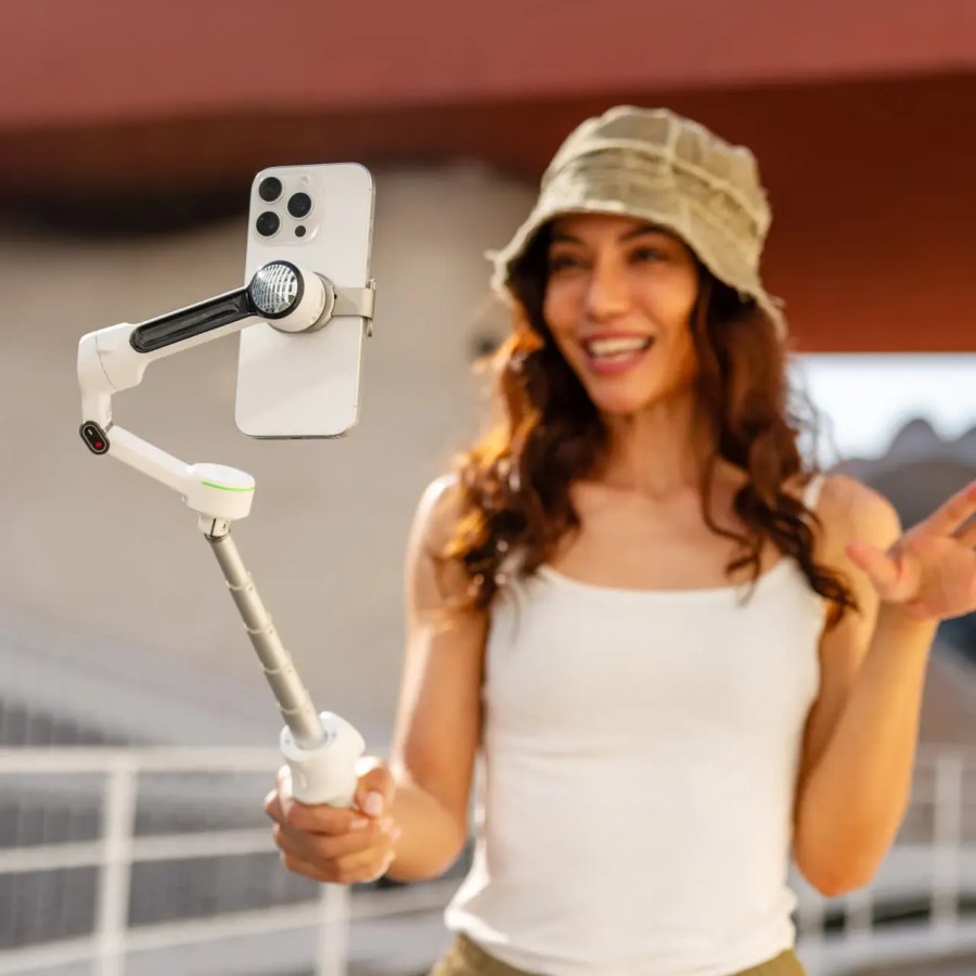 Insta360 Flow 2 Pro Creator Bundle (Summit White)